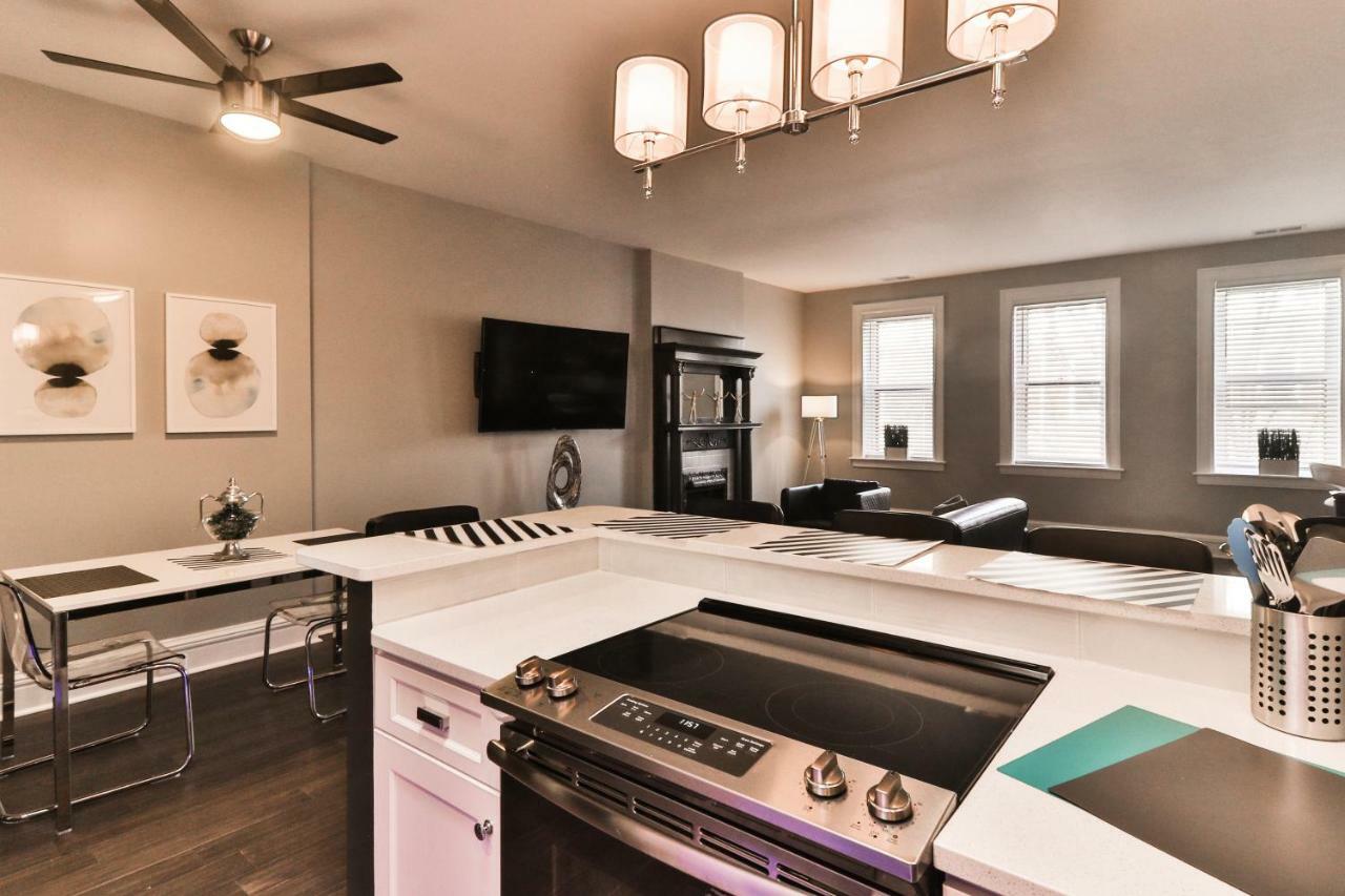Luxury Apt W/ Spectrum Mood Lighting - Historic Cherokee Street Antique Row Maryland Heights Kültér fotó